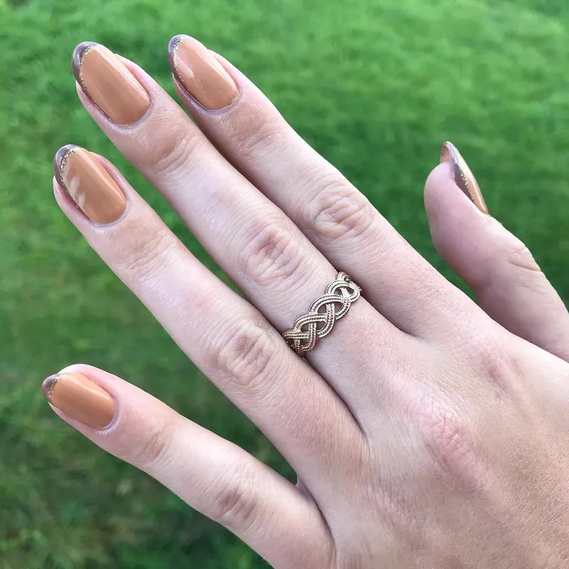 Semi-Premanent sur ongles naturels