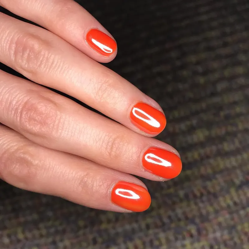 Semi-Premanent sur ongles naturels